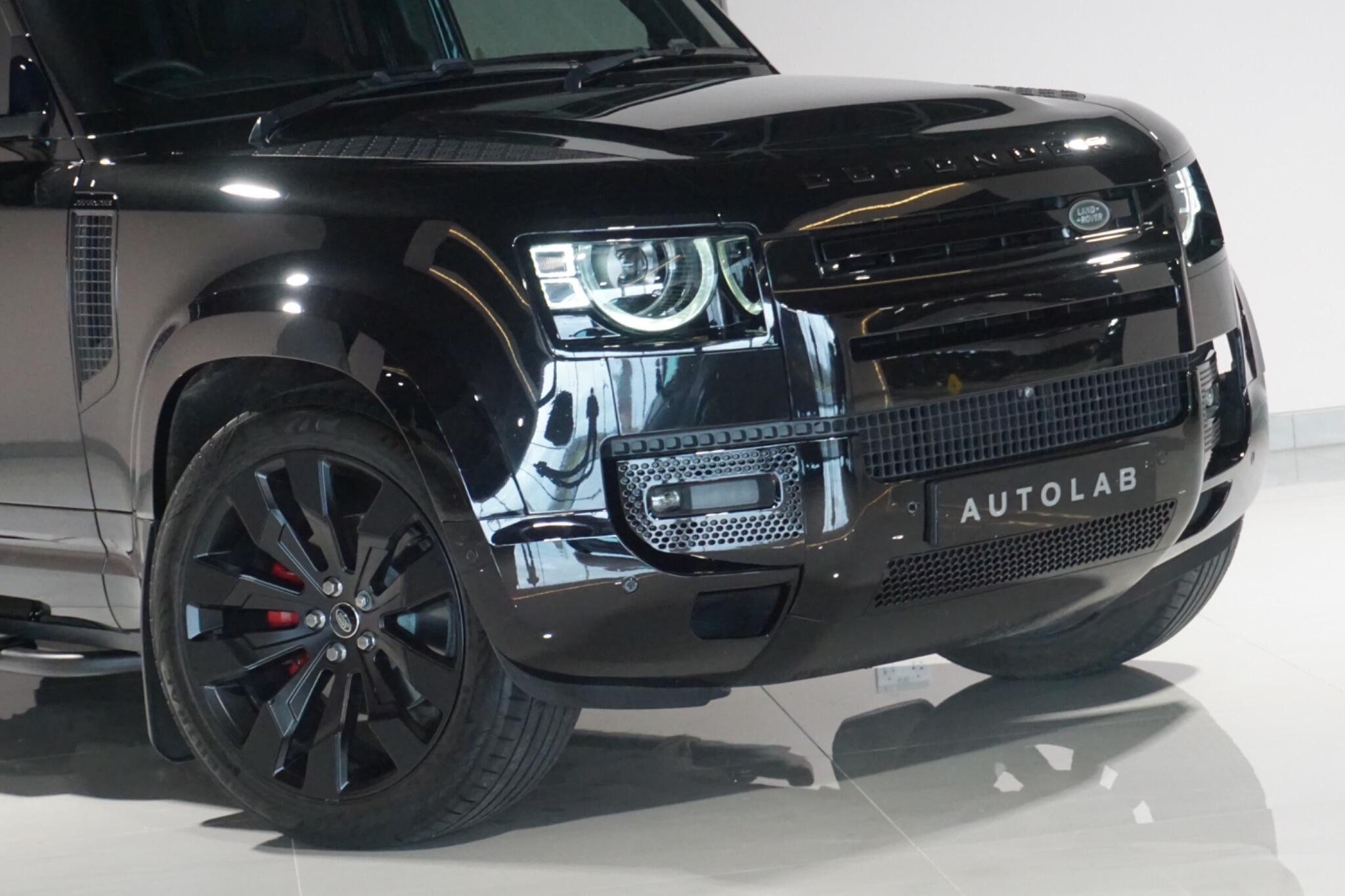 Land Rover Defender 110 3.0 D250 MHEV SE SUV 5dr Diesel Auto 4WD Euro 6 (s/s) (250 ps)